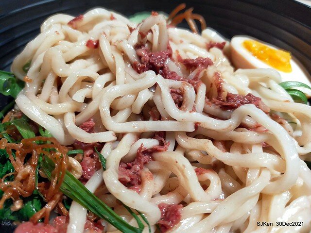 「初面-北投石牌店」(Beef noodle & radish with chicken soup )， Taipei, Taiwan, SJKen, Dec 30, 2021