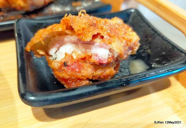 「初面-北投石牌店」(Fried Chicken with Shrimp & tomato soup noodle)， Taipei, Taiwan, SJKen, May 12, 2021