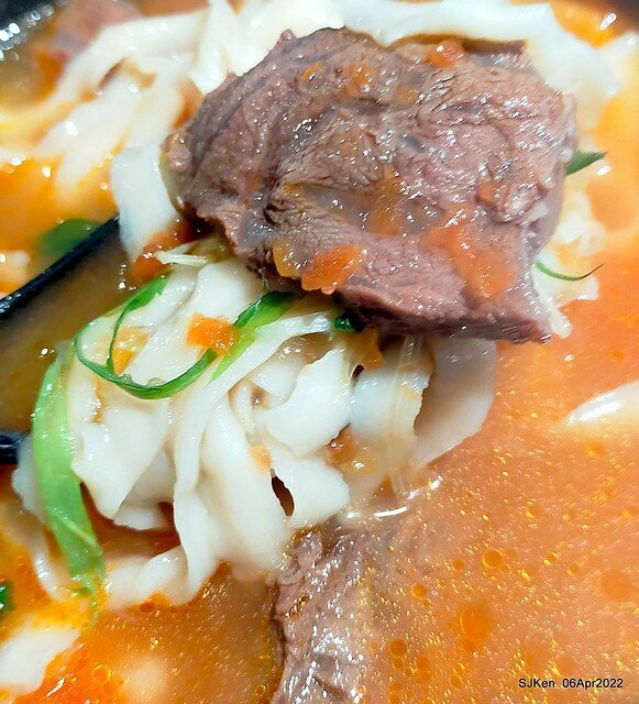 六訪五訪「初面-北投石牌店」(Tomato beef noodle & chili source )， Taipei, Taiwan, SJKen, Apr 6, 2022