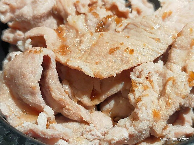 「初面-北投石牌店」(Beef noodle & radish with chicken soup )， Taipei, Taiwan, SJKen, Dec 30, 2021