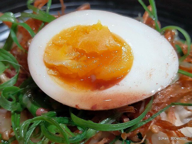 「初面-北投石牌店」(Beef noodle & radish with chicken soup )， Taipei, Taiwan, SJKen, Dec 30, 2021