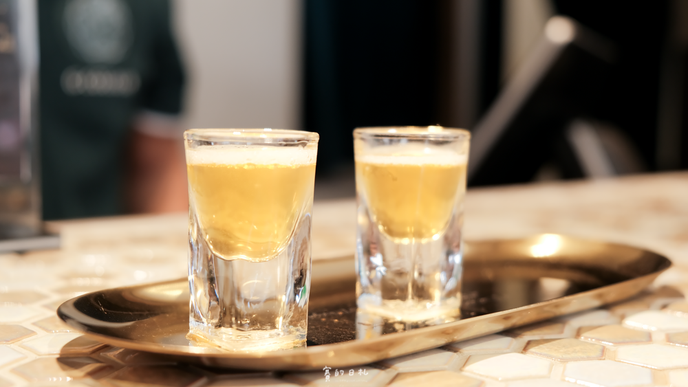 金色魔法紅茶 茶藝師 台中飲料店 台中茶店_-11.png