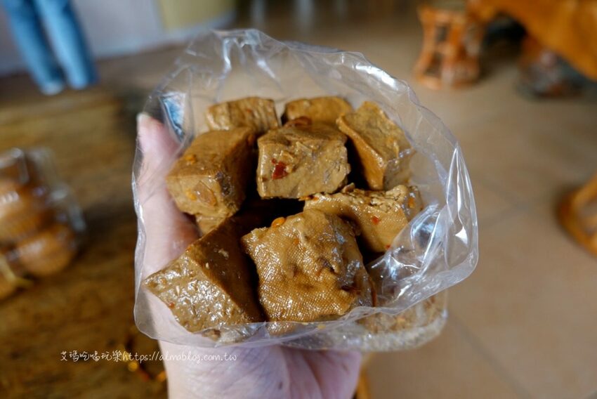 民宿賣滷味人氣還超高?遊客來山區買伴手禮.茶燻蛋一買就是10盒以上 - 艾瑪▪ 享受吃喝玩樂札記