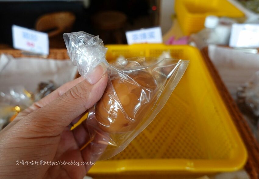 民宿賣滷味人氣還超高?遊客來山區買伴手禮.茶燻蛋一買就是10盒以上 - 艾瑪▪ 享受吃喝玩樂札記