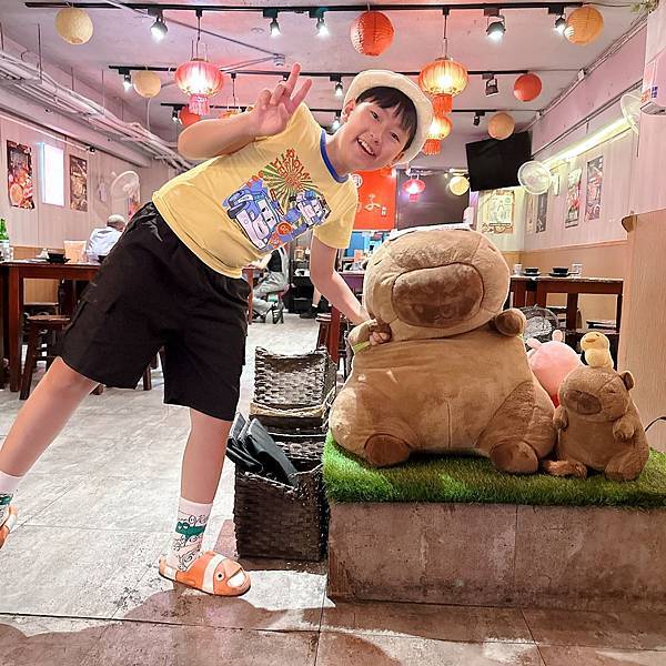 東區大巨蛋完鍋子熱炒 ! 150道菜任選把選擇障礙一秒解開，輕鬆滿足所有人的胃口~