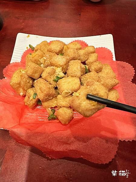 【台北】完鍋子熱炒|市民大道平價熱炒,中式懷舊風、店員人超N 【台北】完鍋子熱炒|市民大道平價熱炒,中式懷舊風、店員人超N