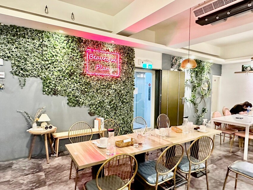 【基隆】基隆網美義式餐廳|美有計劃Café 會牽絲的浮誇舒芙蕾 基隆寵物友善咖啡廳