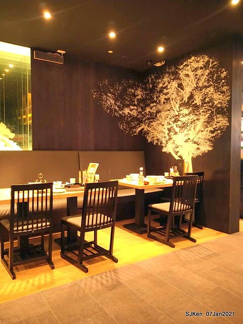 Dumpling & Combination Ankaka Ramen at Japanese dumpling & noodle store 「餃子の王將—台灣直營3號店(台北統一時代店)」, Taipei, Taiwan, SJKen, Jan 7, 2021.