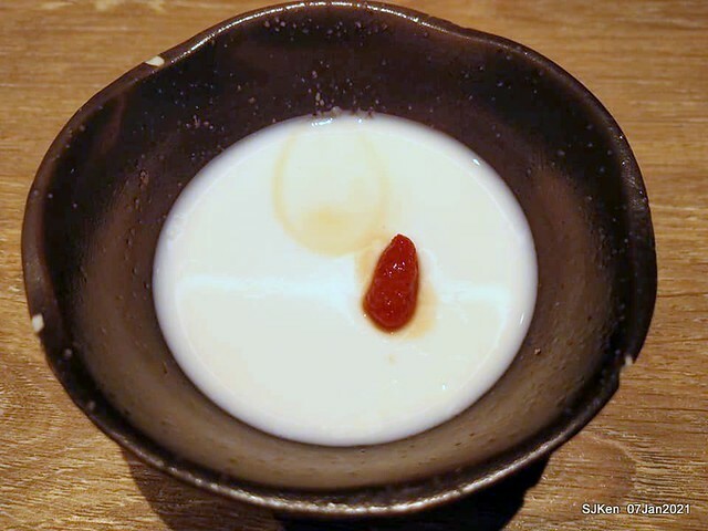 Dumpling & Combination Ankaka Ramen at Japanese dumpling & noodle store 「餃子の王將—台灣直營3號店(台北統一時代店)」, Taipei, Taiwan, SJKen, Jan 7, 2021.