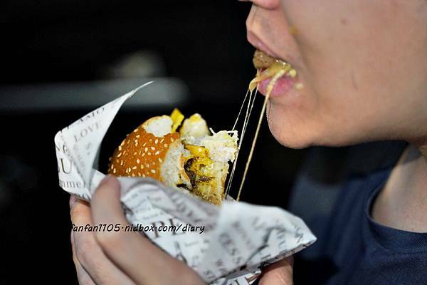 【中壢美食】彭阿星鐵板燒沙威瑪 #鐵板沙威瑪 #鐵板燒炒麵 #學生第二份半價 #中壢車站 (4).JPG