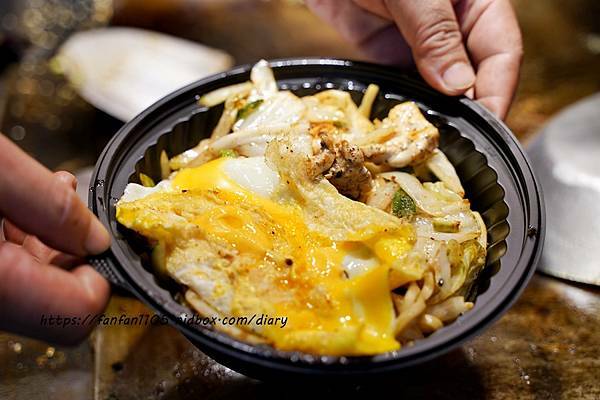 【中壢美食】彭阿星鐵板燒沙威瑪 #鐵板沙威瑪 #鐵板燒炒麵 #學生第二份半價 #中壢車站 (7).JPG