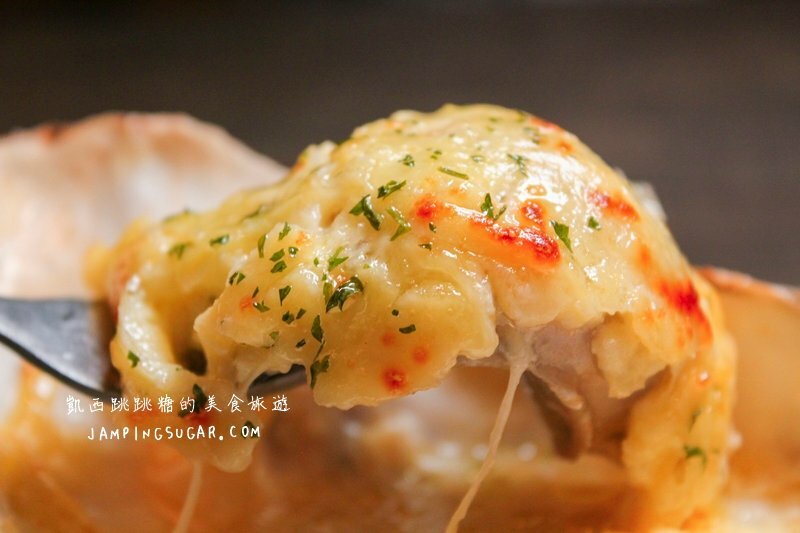 台北食記-專獵牛排福德店 | 台北平價牛排推薦 ! 一客牛排最低只要149元,附香蒜麵包、玉米濃湯及可樂飲料 @凱西跳跳糖の美食旅遊