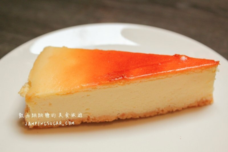 台北食記-專獵牛排福德店 | 台北平價牛排推薦 ! 一客牛排最低只要149元,附香蒜麵包、玉米濃湯及可樂飲料 @凱西跳跳糖の美食旅遊