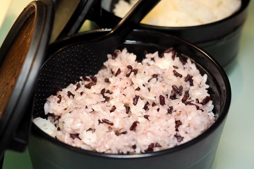 跨菜系中式料理加上好米吃到飽,集結川、台、粵等熱門中式人氣名菜,家族聚會好去處♥時時香SHANN RICE BAR♥