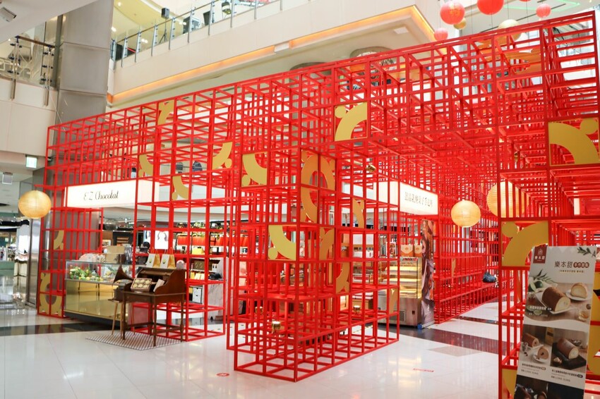 桃園青埔美食最齊全、全桃最特色賀歲裝置藝術就在這邊~全年停車都免費!!!!