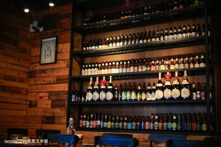 台北市大安區【台北大安】Waiting Bistro 餐酒館｜東區球賽轉播的餐酒館、任選精釀啤酒、巷弄間聚餐好地點