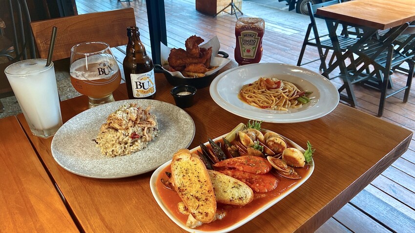 台北市大安區台北東區Waiting Bistro餐酒館 精選下酒菜、特色主食及異國多款精釀啤酒，運動迷必去的美食酒吧 精彩賽事不