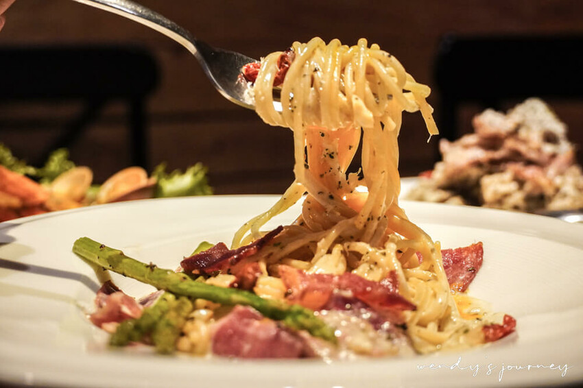 Waiting Bistro｜台北東區質感餐酒館