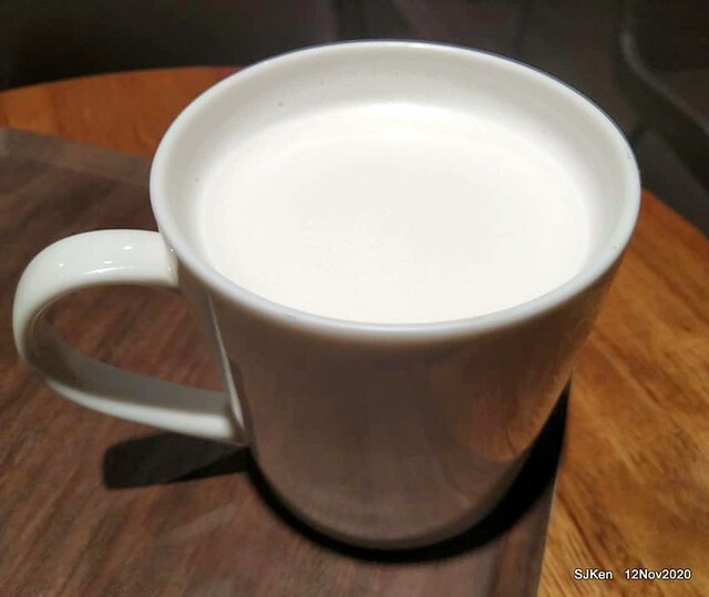 Peter Better Coffee shop, Taipei, Taiwan, SJKen, Nov 23, 2020.