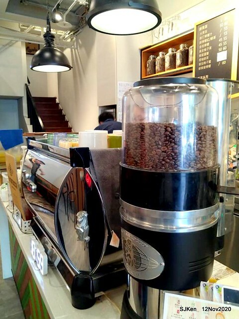 Peter Better Coffee shop, Taipei, Taiwan, SJKen, Nov 23, 2020.
