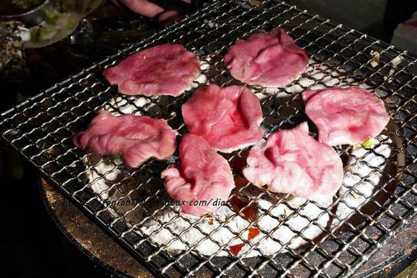 【中和美食】胖肚肚燒肉吃到飽-中和店 #澎湖生蠔 #天使紅蝦 #低脂牛 #冰淇淋 #中和燒肉吃到飽 #南勢角站 (36).JPG