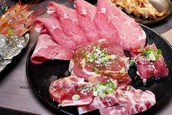 【中和美食】胖肚肚燒肉吃到飽-中和店 #澎湖生蠔 #天使紅蝦 #低脂牛 #冰淇淋 #中和燒肉吃到飽 #南勢角站 (69).JPG