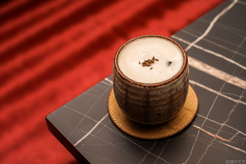 東區餐酒館新開店 LIFT Food & Drinks- 下班小酌放鬆推薦調酒 蒜悶蝦 義大利麵不能錯過 捷運忠孝復興