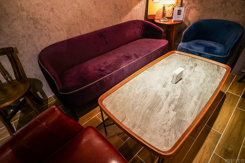 東區餐酒館新開店 LIFT Food & Drinks- 下班小酌放鬆推薦調酒 蒜悶蝦 義大利麵不能錯過 捷運忠孝復興