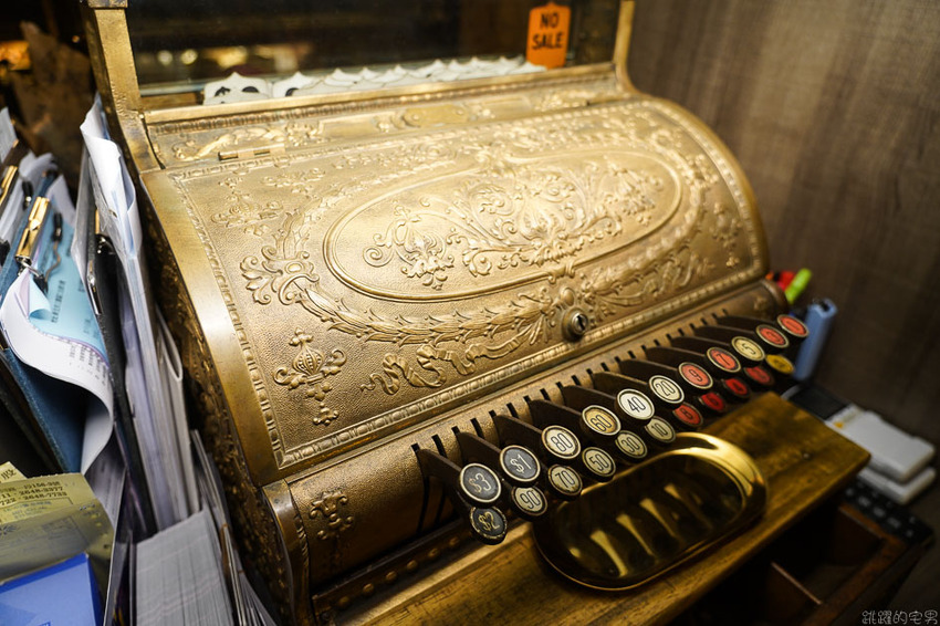 東區餐酒館新開店 LIFT Food & Drinks- 下班小酌放鬆推薦調酒 蒜悶蝦 義大利麵不能錯過 捷運忠孝復興