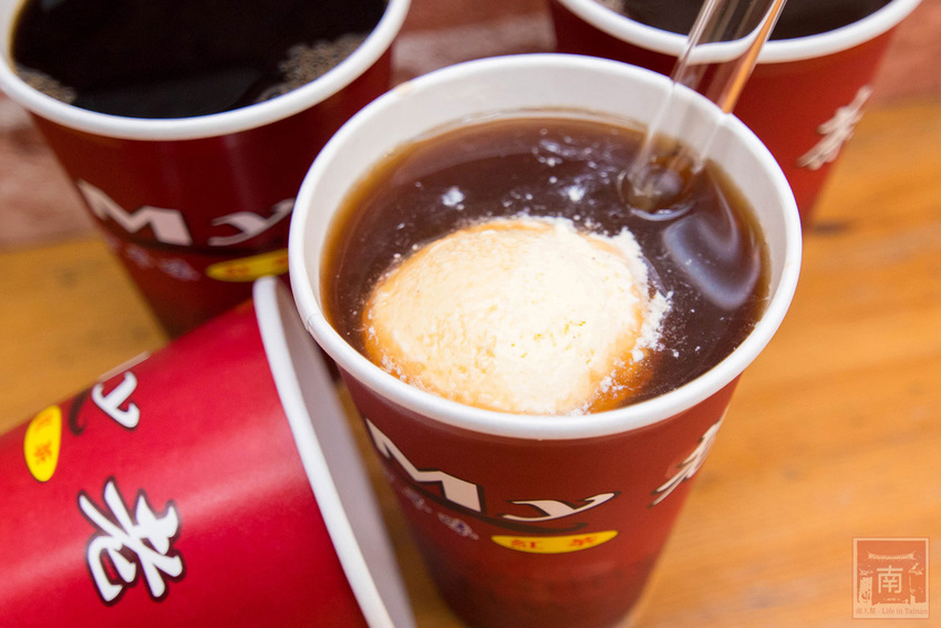 【臺南飲料】70年味道的古早味紅茶│紅茶+仙草併出古早味│使用冰鎮方式不添加冰塊│無添加香精香粉│鮮奶紅茶│古早味紅茶│古早味仙草茶｜仙草鮮奶茶~~My老爹紅茶屋 - 南人幫