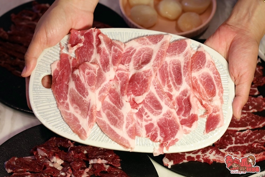 【台南火鍋】真的不是咖啡廳！韓系風格溫體牛肉火鍋店，台南吃牛肉的另類新選擇：牛苑 - 熱血玩台南。跳躍新世界