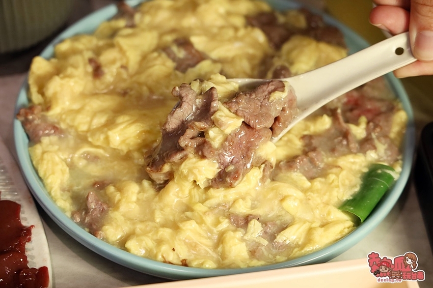 【台南火鍋】真的不是咖啡廳！韓系風格溫體牛肉火鍋店，台南吃牛肉的另類新選擇：牛苑 - 熱血玩台南。跳躍新世界