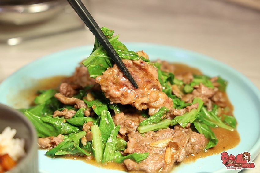 【台南火鍋】真的不是咖啡廳！韓系風格溫體牛肉火鍋店，台南吃牛肉的另類新選擇：牛苑 - 熱血玩台南。跳躍新世界