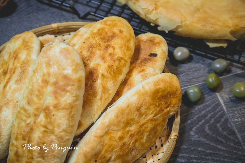 宅配．鹿港美食推薦．去鹿港必買的伴手禮．宅配也能吃到新鮮製作．棋豐軒的厚實牛舌餅、傳統美味的風吹餅
