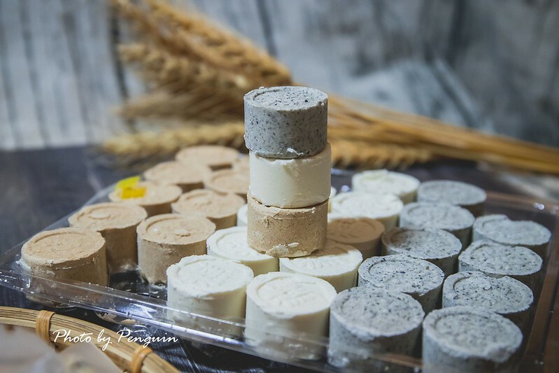 宅配．鹿港美食推薦．去鹿港必買的伴手禮．宅配也能吃到新鮮製作．棋豐軒的厚實牛舌餅、傳統美味的風吹餅