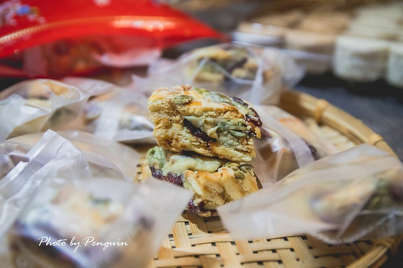 宅配．鹿港美食推薦．去鹿港必買的伴手禮．宅配也能吃到新鮮製作．棋豐軒的厚實牛舌餅、傳統美味的風吹餅