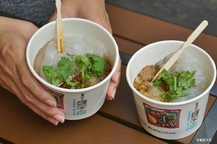 [土城 麵鬍子 福氣貨櫃市集]麵線控必訪  大腸麵線好吃到爆炸 中南部黑白醬肉圓這裡也吃得到 - 安妮的天空