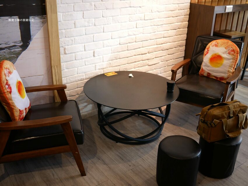 【新竹竹北美食】AP203 Bar 熱壓三明治廚房-竹北光明a店,竹北美式風早午餐店,價格平價實惠!內文附詳細菜單價位介紹。 @熊寶小榆の旅遊日記