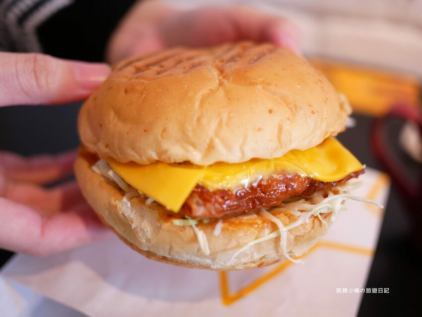 【新竹竹北美食】AP203 Bar 熱壓三明治廚房-竹北光明a店,竹北美式風早午餐店,價格平價實惠!內文附詳細菜單價位介紹。 @熊寶小榆の旅遊日記