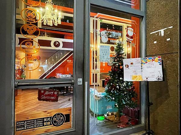 林口三井│eat enjoy意享美式餐廳-地表最強千層蛋糕，被美式餐廳耽誤的甜點店