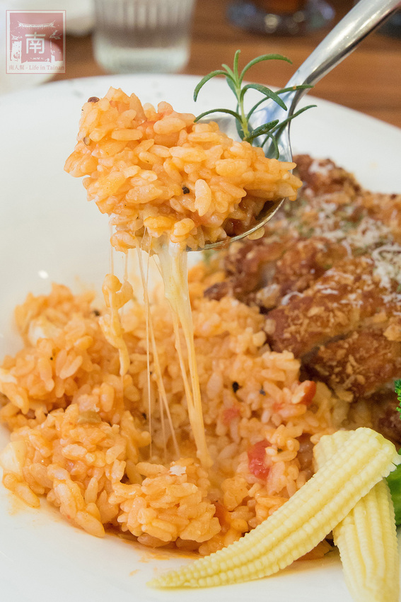 【臺南美食】舒適小清新用餐空間｜單點170元起附飲料｜升級套餐80元｜當月壽星享折扣｜義大利麵｜下午茶｜套餐｜燉飯~~JACARANDA小森活 - 南人幫