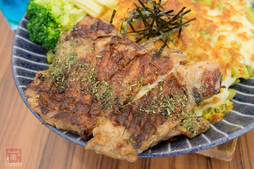 【臺南美食】舒適小清新用餐空間｜單點170元起附飲料｜升級套餐80元｜當月壽星享折扣｜義大利麵｜下午茶｜套餐｜燉飯~~JACARANDA小森活 - 南人幫