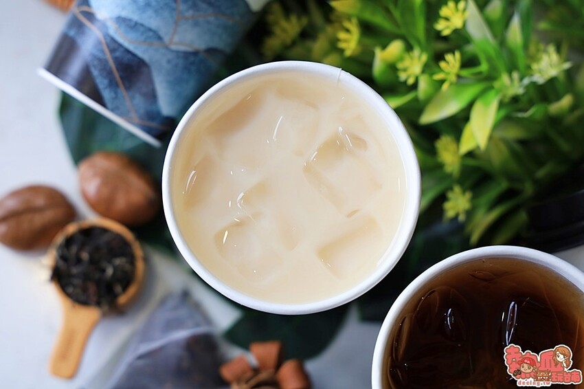 【台南飲料】茶金迷來報到！茶金劇中的東方美人茶這裡喝的到：醇白 Arctic White - 熱血玩台南。跳躍新世界
