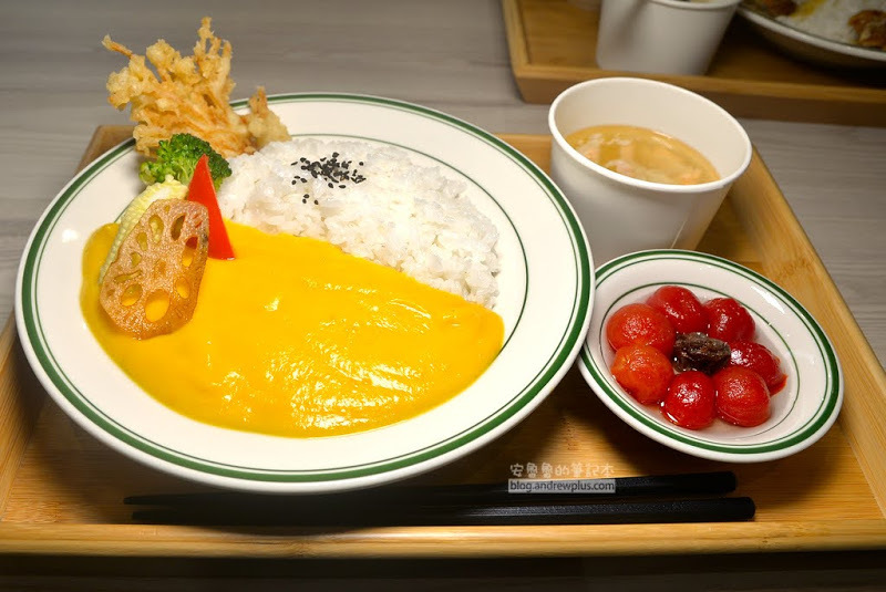 咖哩站 平價中和咖哩 加醬加飯不用錢,咖哩,南瓜和紅酒三種醬