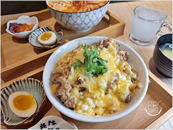 主丼 飯食 (38).jpg 主丼 飯食 (38).jpg