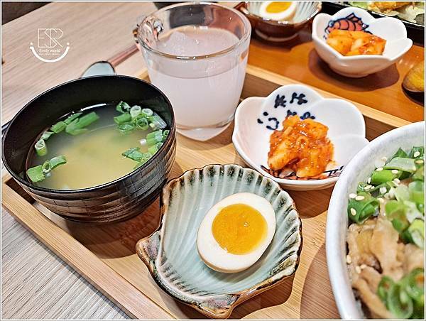 主丼 飯食 (18).jpg 主丼 飯食 (18).jpg