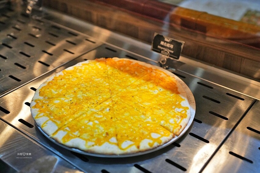 竹北-很牛炭燒牛排(竹北勝利店)✔披薩吃到飽、口味多好好吃✔ 竹北-很牛炭燒牛排(竹北勝利店)✔披薩吃到飽、口味多好好吃✔