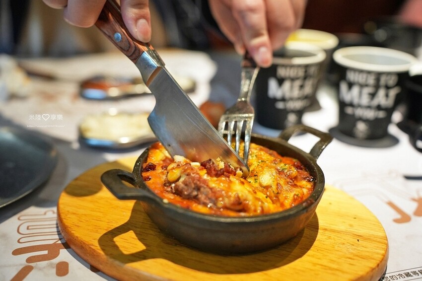 竹北-很牛炭燒牛排(竹北勝利店)✔披薩吃到飽、口味多好好吃✔ 竹北-很牛炭燒牛排(竹北勝利店)✔披薩吃到飽、口味多好好吃✔