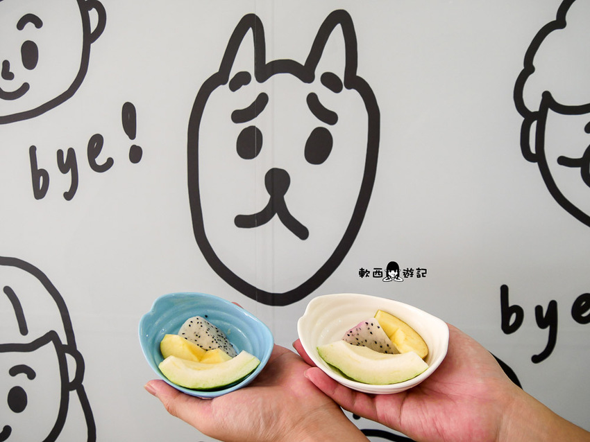 信義區寵物友善餐廳推薦》阿公的汪喵厝●不必再把狗狗留在家!超大狗狗奔跑空間寵物友善餐廳 健康營養美味餐食毛孩與主人都能吃 - 軟西，遊記