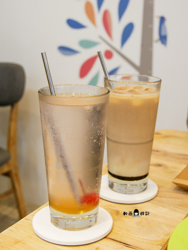 信義區寵物友善餐廳推薦》阿公的汪喵厝●不必再把狗狗留在家!超大狗狗奔跑空間寵物友善餐廳 健康營養美味餐食毛孩與主人都能吃 - 軟西，遊記